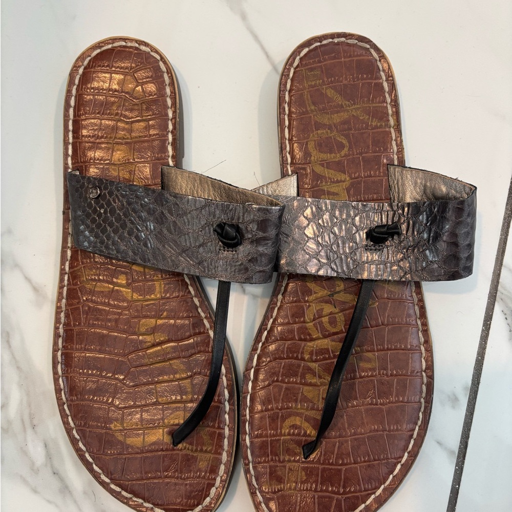 Sam Edelman Brown and Black Thong Sandals with Studded Straps